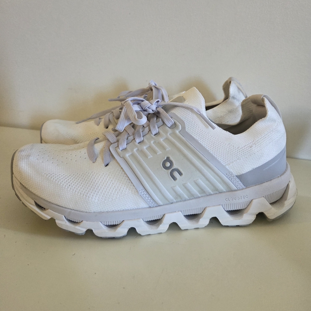 On Running OnCloud Cloudtec Lightweight White Sneakers